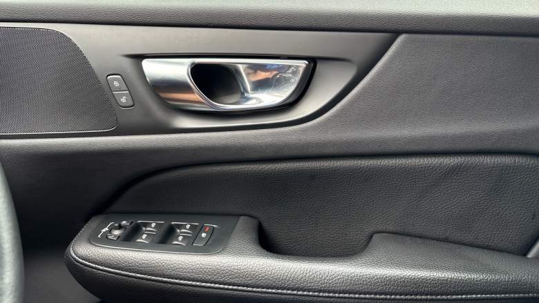 Volvo V60 2.0 B4D Cross Country 5dr AWD Auto Diesel Estate